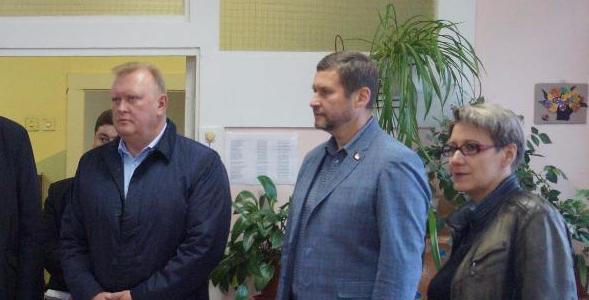 Депутат КПРФ А.В. Афанасьев: "Казна выделяет суммы на ремонт школ, но они ничтожно малы"