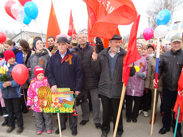 Коммунисты Каргополя приняли участие в праздновании 9 мая