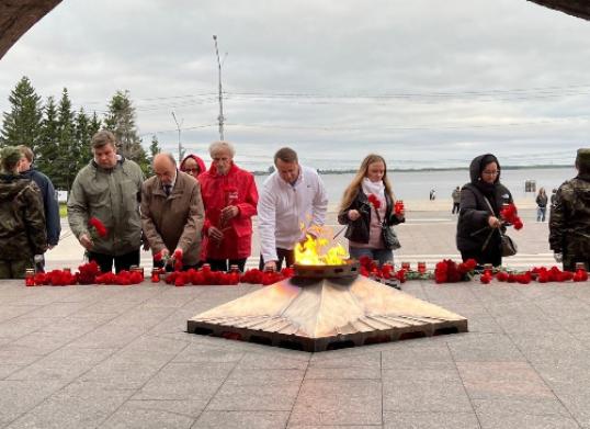 Коммунисты Поморья 22 июня в 4 утра почтили память погибших 